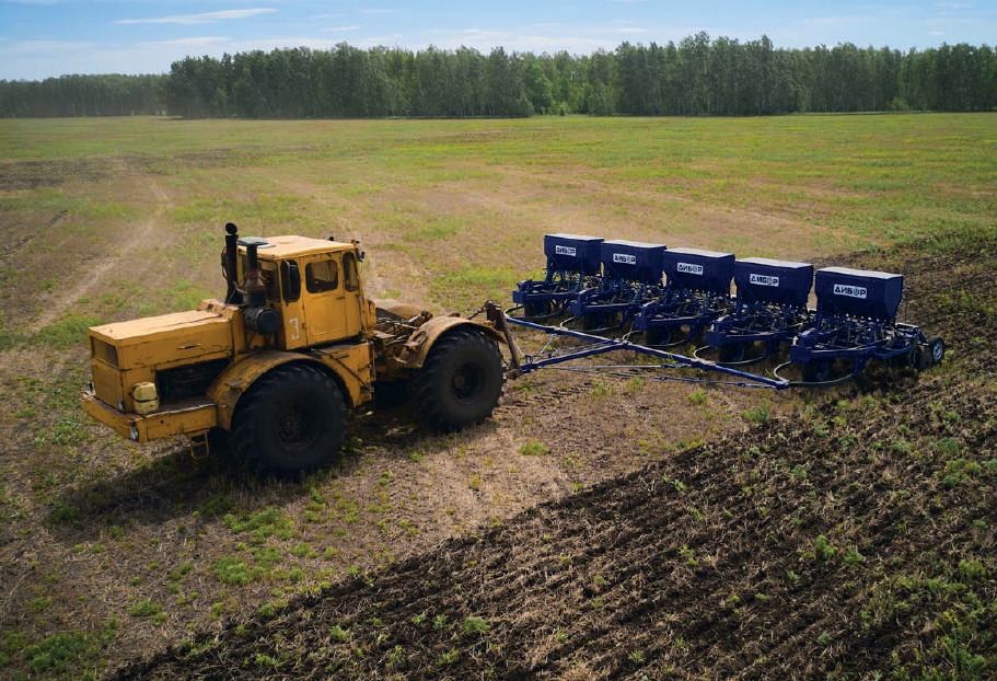Сеялка культиватор прицепная СКП 2,1 Дибор